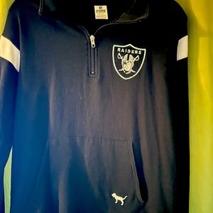 Pink Raiders zip up M